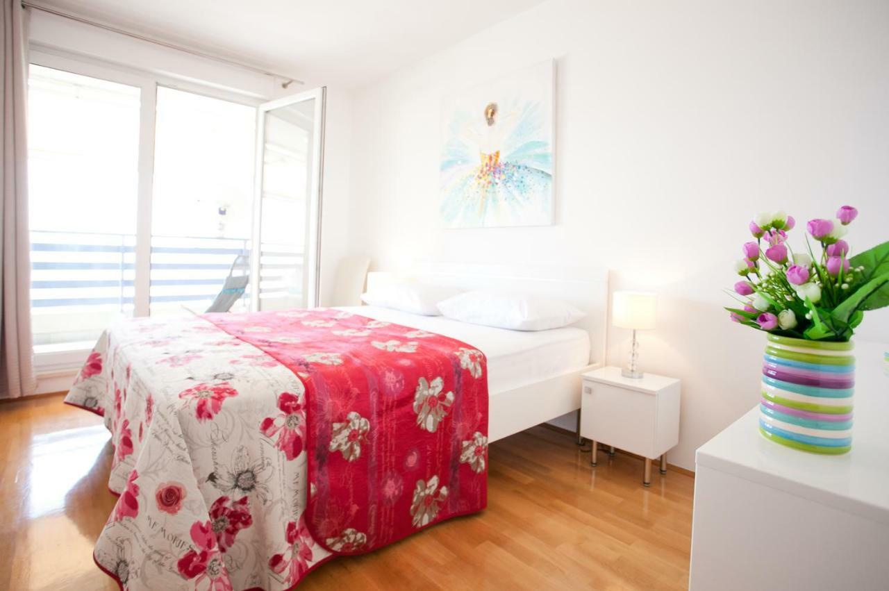 Luxury Beach Front Apt With Seaside View And Free Parking Split Exterior foto